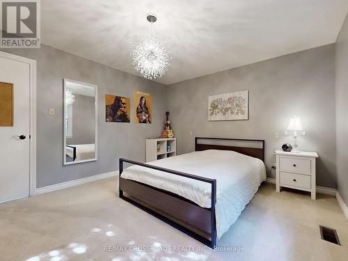 37 Bobwhite Crescent, Toronto, ON - Indoor Photo Showing Bedroom