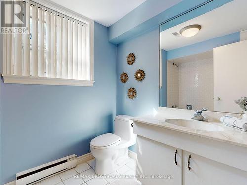 37 Bobwhite Crescent, Toronto, ON - Indoor Photo Showing Bathroom