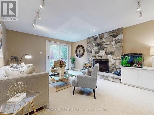 37 Bobwhite Crescent, Toronto (St. Andrew-Windfields), ON - Indoor Photo Showing Living Room With Fireplace