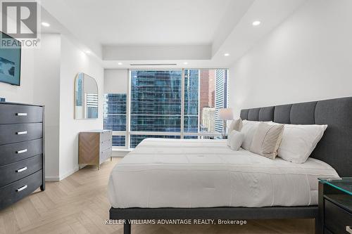 2308 - 180 University Avenue, Toronto, ON - Indoor Photo Showing Bedroom