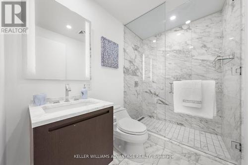 2308 - 180 University Avenue, Toronto, ON - Indoor Photo Showing Bathroom