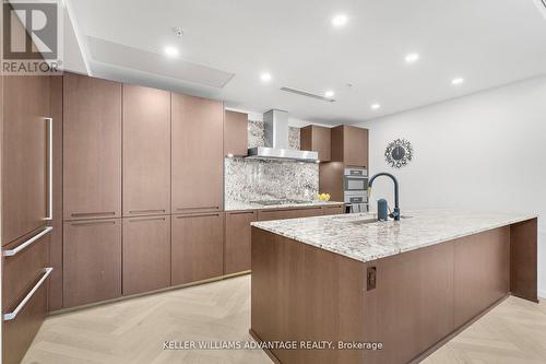 2308 - 180 University Avenue, Toronto (Bay Street Corridor), ON - Indoor Photo Showing Kitchen