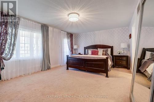 43 Belsey Lane, Clarington (Newcastle), ON - Indoor Photo Showing Bedroom