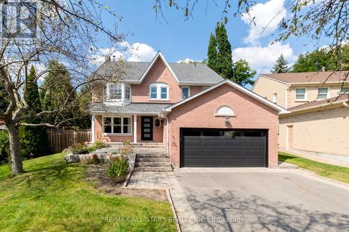 2 Harpers Croft, Markham, ON - Outdoor With Facade