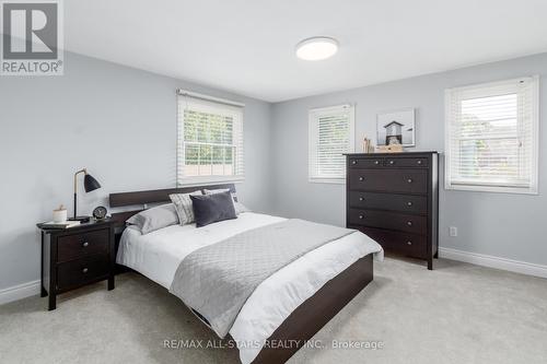 2 Harpers Croft, Markham, ON - Indoor Photo Showing Bedroom