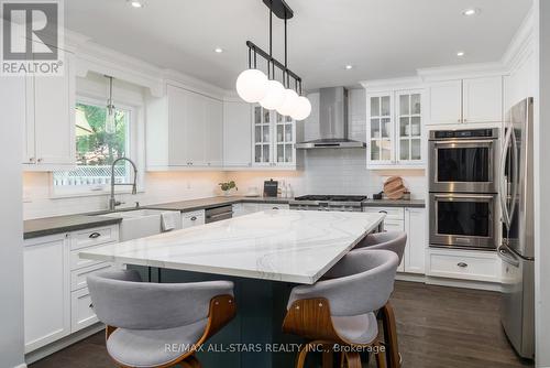 2 Harpers Croft, Markham, ON - Indoor Photo Showing Kitchen With Stainless Steel Kitchen With Upgraded Kitchen