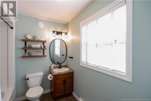 104 Point Road, Saint John, NB - Indoor Photo Showing Bathroom