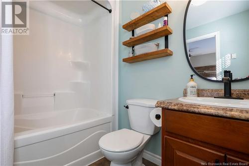 104 Point Road, Saint John, NB - Indoor Photo Showing Bathroom