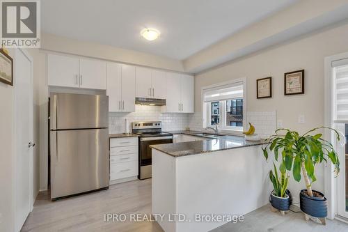 806 - 250 Finch Avenue, Pickering, ON - Indoor Photo Showing Kitchen With Stainless Steel Kitchen