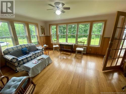 43 Moores Mills Road, Moores Mills, NB - Indoor Photo Showing Living Room