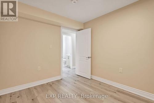 746 Greycedar Crescent, Mississauga (Rathwood), ON - Indoor Photo Showing Other Room