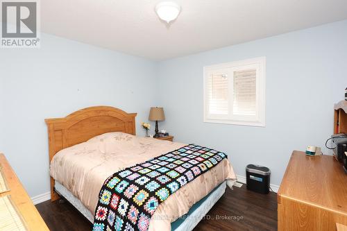 5 Susan Court, Kawartha Lakes (Lindsay), ON - Indoor Photo Showing Bedroom