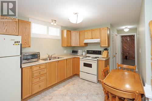 5 Susan Court, Kawartha Lakes (Lindsay), ON - Indoor Photo Showing Kitchen With Double Sink