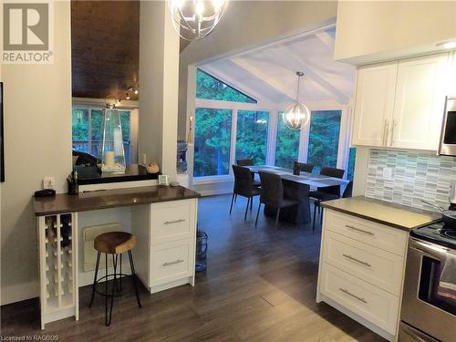 43 Charlesworth Crescent, Sauble Beach North, ON - Indoor Photo Showing Kitchen