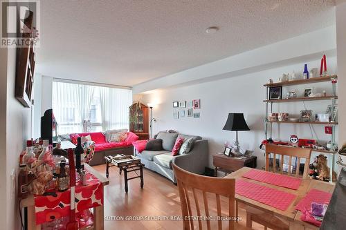 2531 - 35 Viking Lane, Toronto, ON - Indoor Photo Showing Living Room