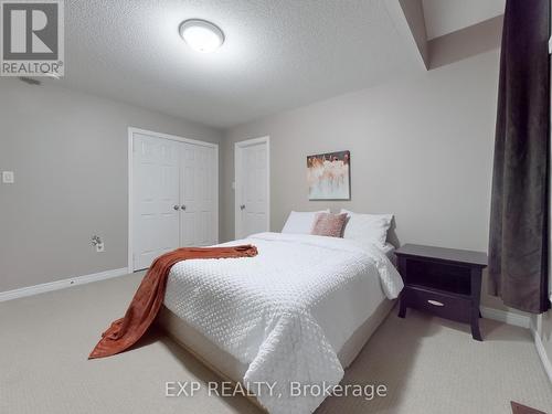 5 Ricardo Road, Brampton (Vales Of Castlemore), ON - Indoor Photo Showing Bedroom