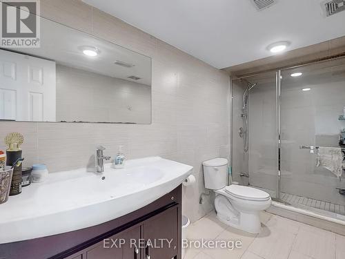 5 Ricardo Road, Brampton (Vales Of Castlemore), ON - Indoor Photo Showing Bathroom