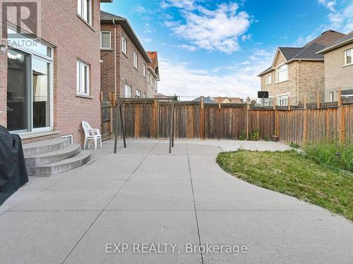 5 Ricardo Road, Brampton (Vales Of Castlemore), ON - Outdoor