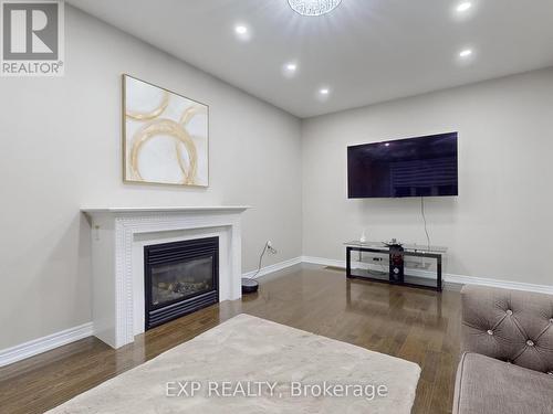 5 Ricardo Road, Brampton (Vales Of Castlemore), ON - Indoor Photo Showing Other Room With Fireplace