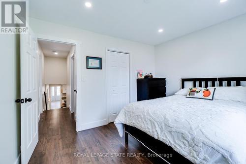 3448 Caplan Crescent, Burlington (Palmer), ON - Indoor Photo Showing Bedroom