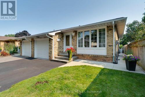 3448 Caplan Crescent, Burlington (Palmer), ON - Outdoor