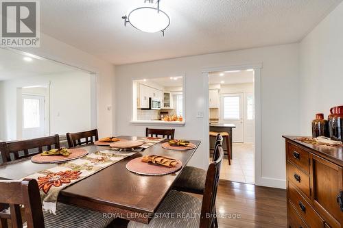 3448 Caplan Crescent, Burlington (Palmer), ON - Indoor Photo Showing Dining Room