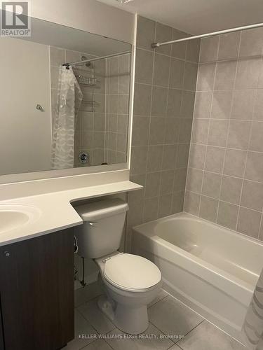 22 - 2551 Sixth Line E, Oakville (Uptown Core), ON - Indoor Photo Showing Bathroom