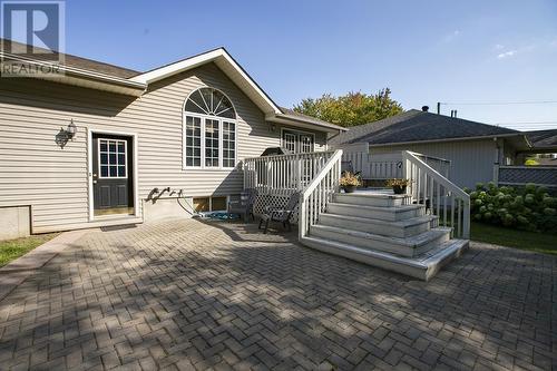 885 Pine St, Sault Ste. Marie, ON - Outdoor With Deck Patio Veranda With Exterior