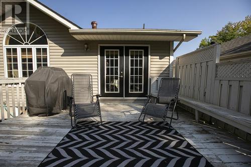 885 Pine St, Sault Ste. Marie, ON - Outdoor With Deck Patio Veranda With Exterior