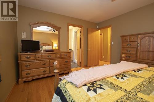 885 Pine St, Sault Ste. Marie, ON - Indoor Photo Showing Bedroom