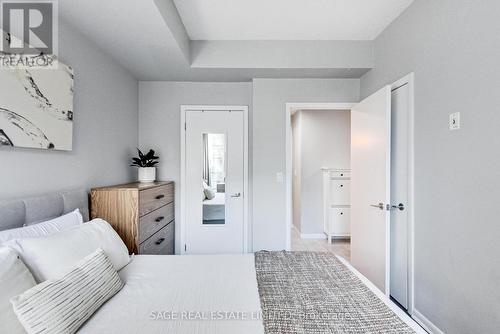 720 - 219 Fort York Boulevard, Toronto (Waterfront Communities), ON - Indoor Photo Showing Bedroom