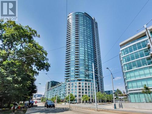 720 - 219 Fort York Boulevard, Toronto (Waterfront Communities), ON - Outdoor With Facade