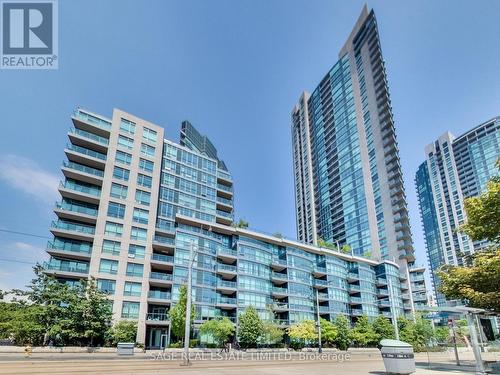 720 - 219 Fort York Boulevard, Toronto (Waterfront Communities), ON - Outdoor With Balcony With Facade