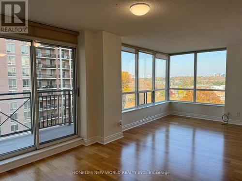 907 - 1103 Leslie Street, Toronto, ON - Indoor Photo Showing Other Room