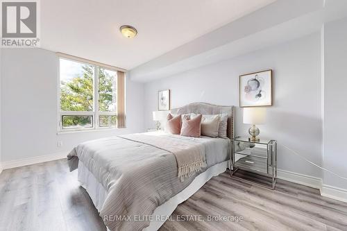 427 - 25 Greenview Avenue, Toronto (Newtonbrook West), ON - Indoor Photo Showing Bedroom