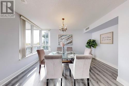 427 - 25 Greenview Avenue, Toronto (Newtonbrook West), ON - Indoor Photo Showing Dining Room