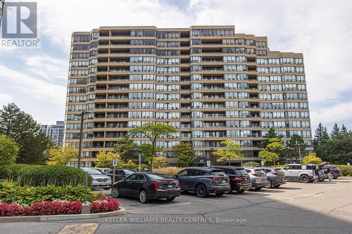 912 - 22 Clarissa Drive, Richmond Hill, ON - Outdoor With Balcony With Facade