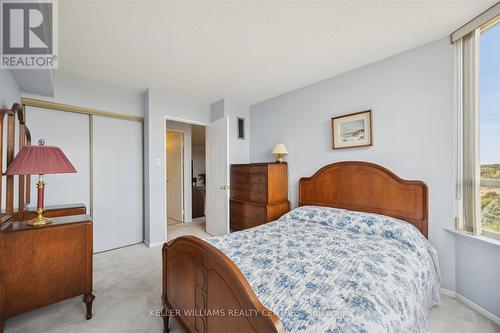 912 - 22 Clarissa Drive, Richmond Hill, ON - Indoor Photo Showing Bedroom