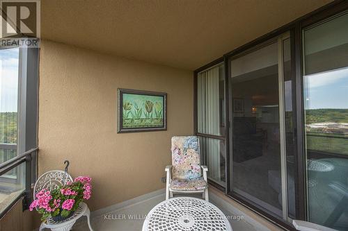 912 - 22 Clarissa Drive, Richmond Hill, ON -  With Balcony With Exterior