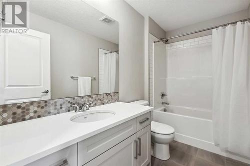 246 Sage Meadows Green Nw, Calgary, AB - Indoor Photo Showing Bathroom