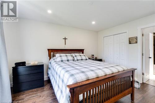 3448 Caplan Crescent, Burlington, ON - Indoor Photo Showing Bedroom