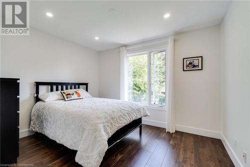 3448 Caplan Crescent, Burlington, ON - Indoor Photo Showing Bedroom