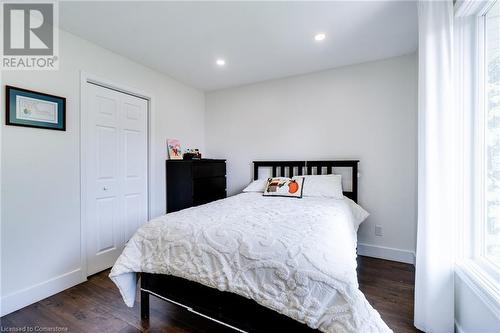 3448 Caplan Crescent, Burlington, ON - Indoor Photo Showing Bedroom