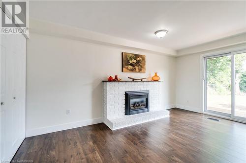 3448 Caplan Crescent, Burlington, ON - Indoor Photo Showing Living Room With Fireplace