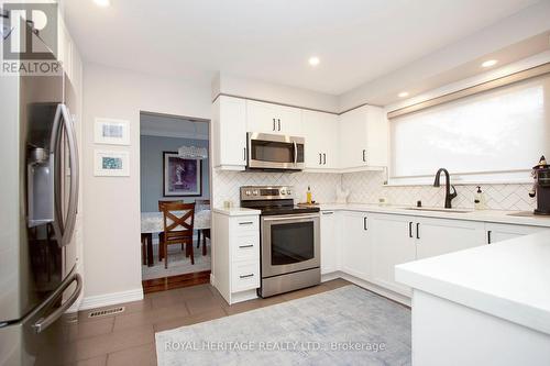 820 Hanworth Court, Pickering (West Shore), ON - Indoor Photo Showing Kitchen With Stainless Steel Kitchen