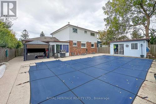 820 Hanworth Court, Pickering (West Shore), ON - Outdoor With In Ground Pool