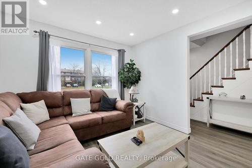 2 - 596 Grey Street, Brantford, ON - Indoor Photo Showing Living Room