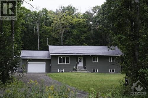 513 Stewartville Road, Arnprior, ON - Outdoor