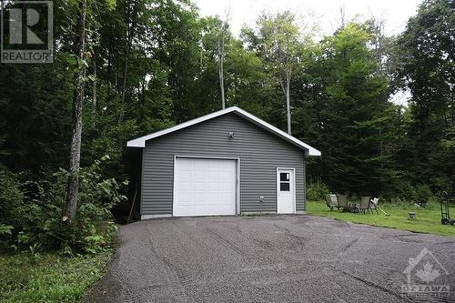 513 Stewartville Road, Arnprior, ON - Outdoor