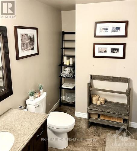 513 Stewartville Road, Mcnab/Braeside, ON - Indoor Photo Showing Bathroom